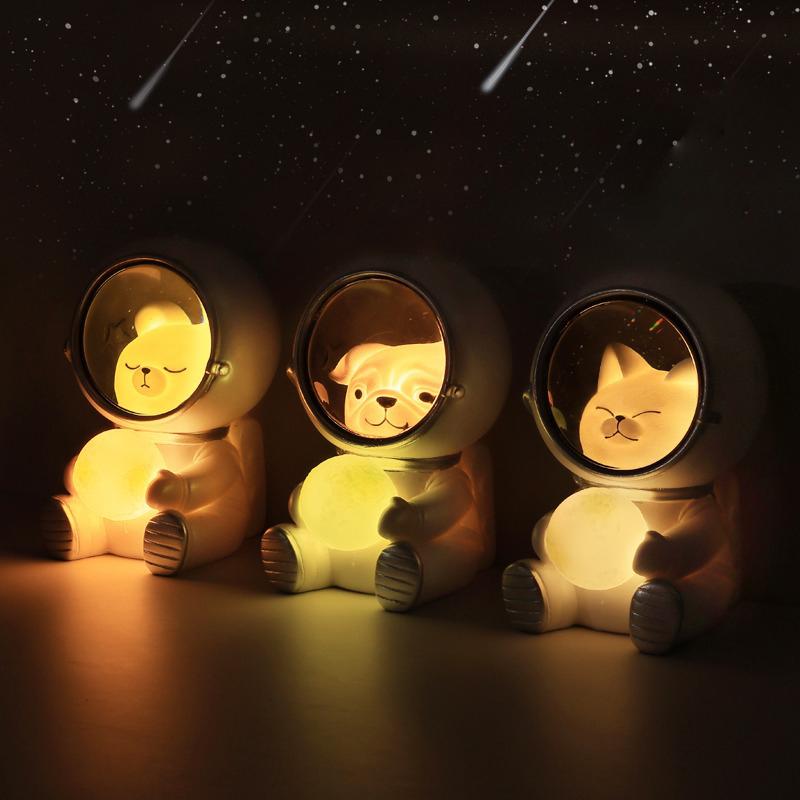 Astronaut Pet Lamp - Sparkly Trees