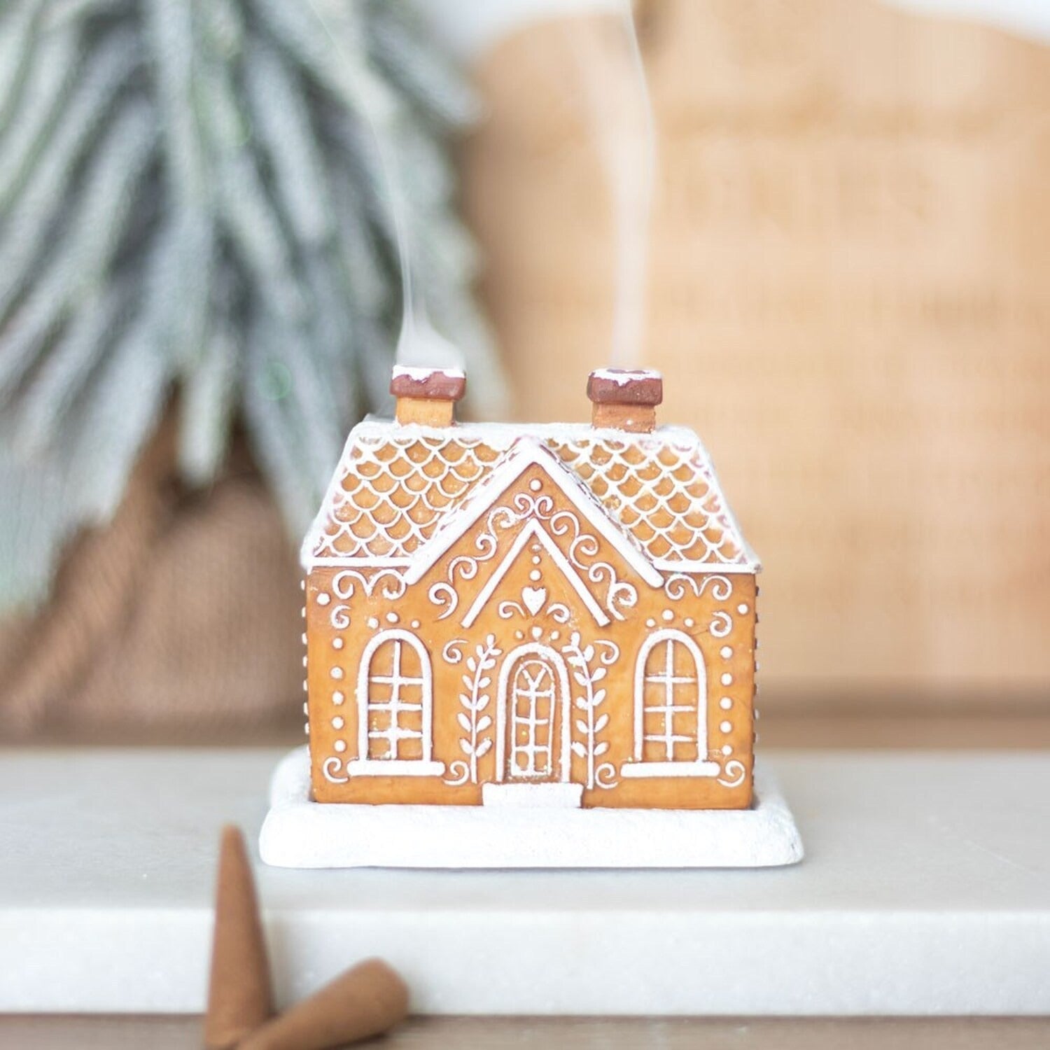 Snowy Log Cabin Incense Burner - Sparkly Trees